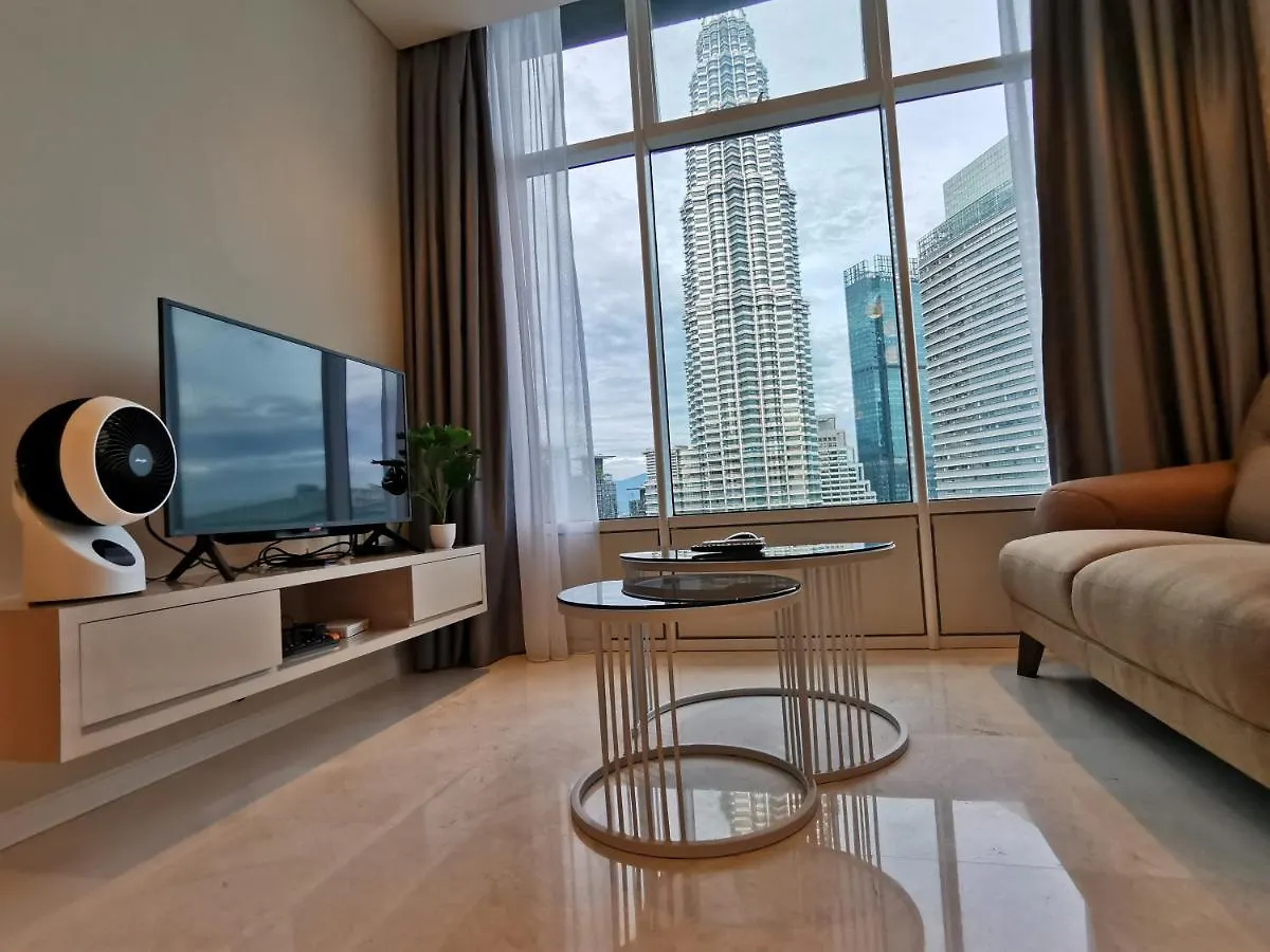 شقة Sky Suites Klcc By Autumn Suites Premium Stay كوالالمبور